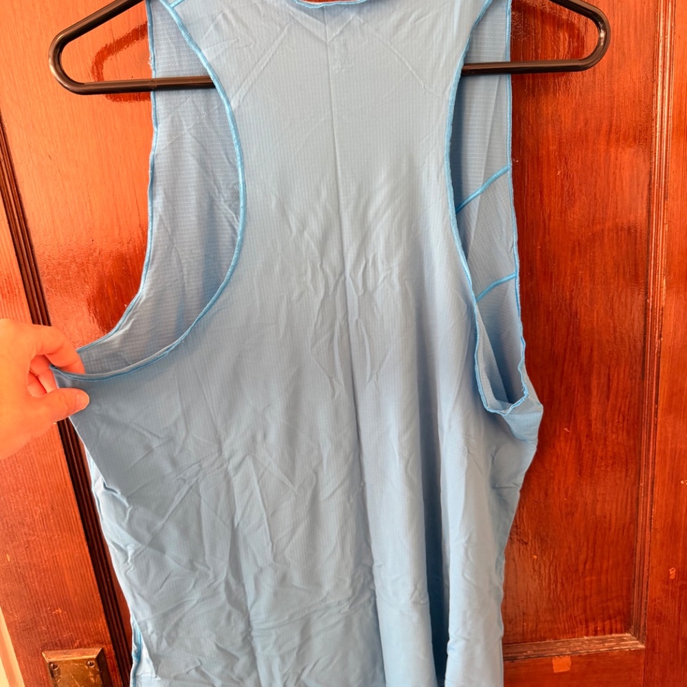 Tracksmith Strata Singlet - Picture 2 of 2